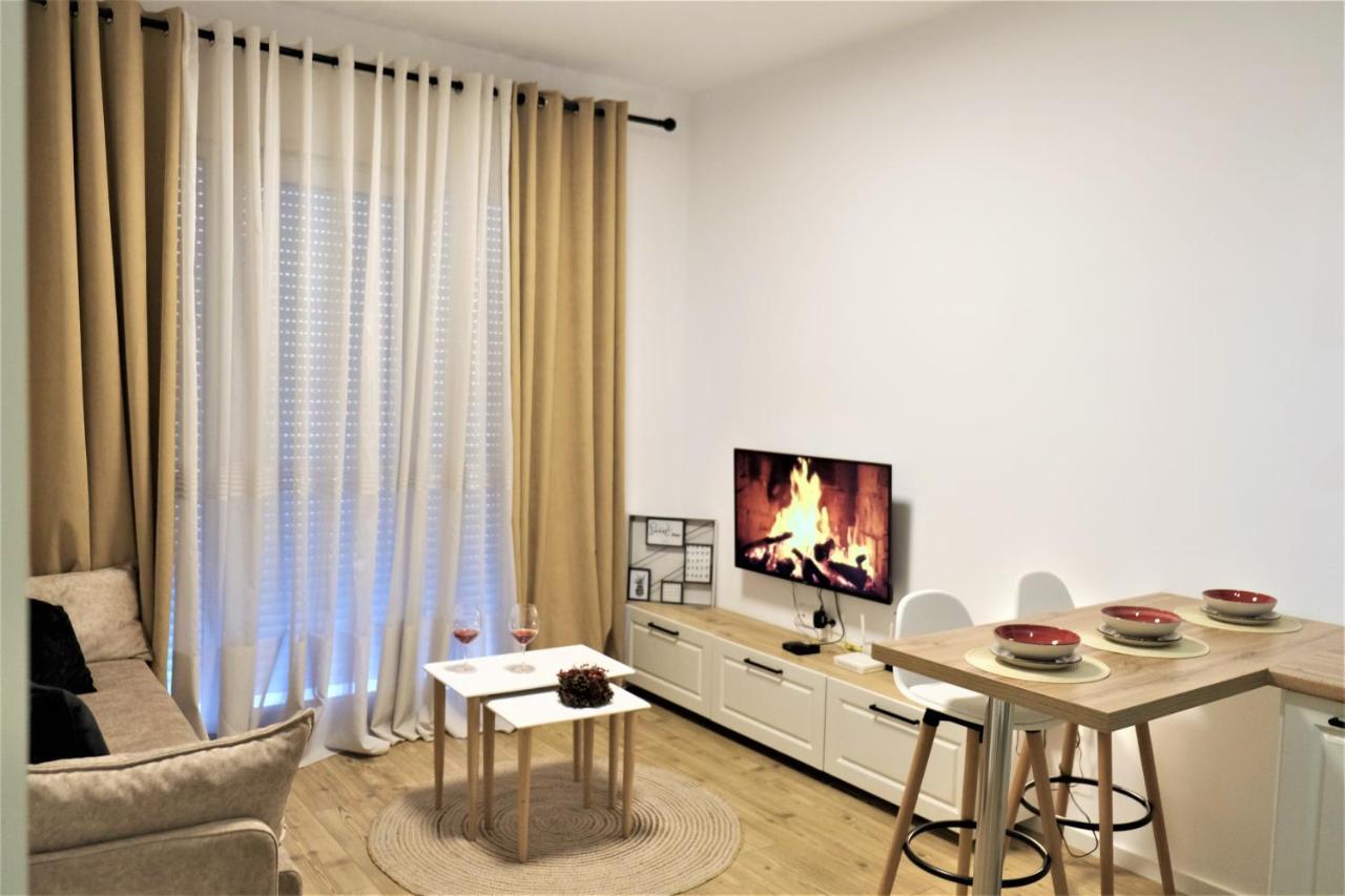 Apartment In The Heart Of Old Bazaar, Tirana - Hana Apartments Luaran gambar